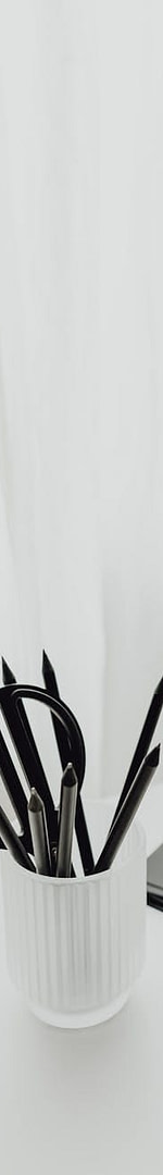 Top Analytics Services to Track Blogging Content Performance in 2025 (Updated November 2025) 1 pens in cup and flash drive on white desk