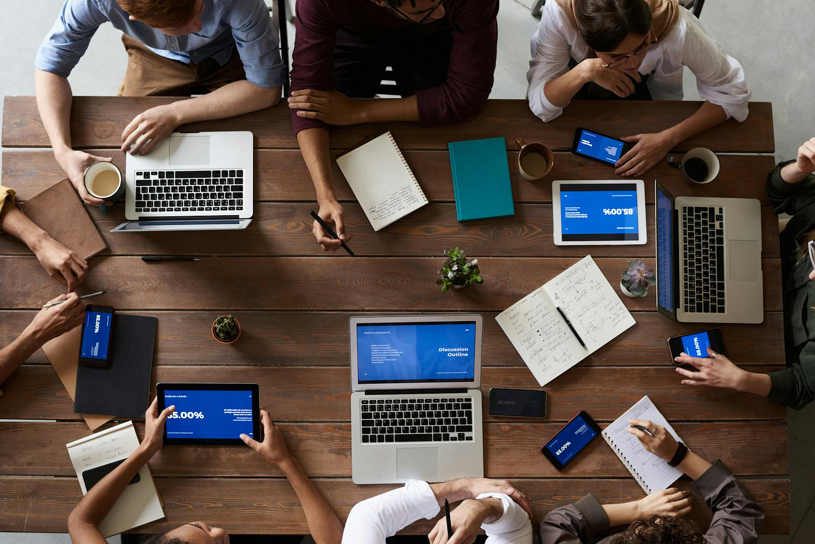 Avoid common pitfalls when creating digital products with our expert guide! Discover the top 10 mistakes and learn how to succeed in your digital endeavors.