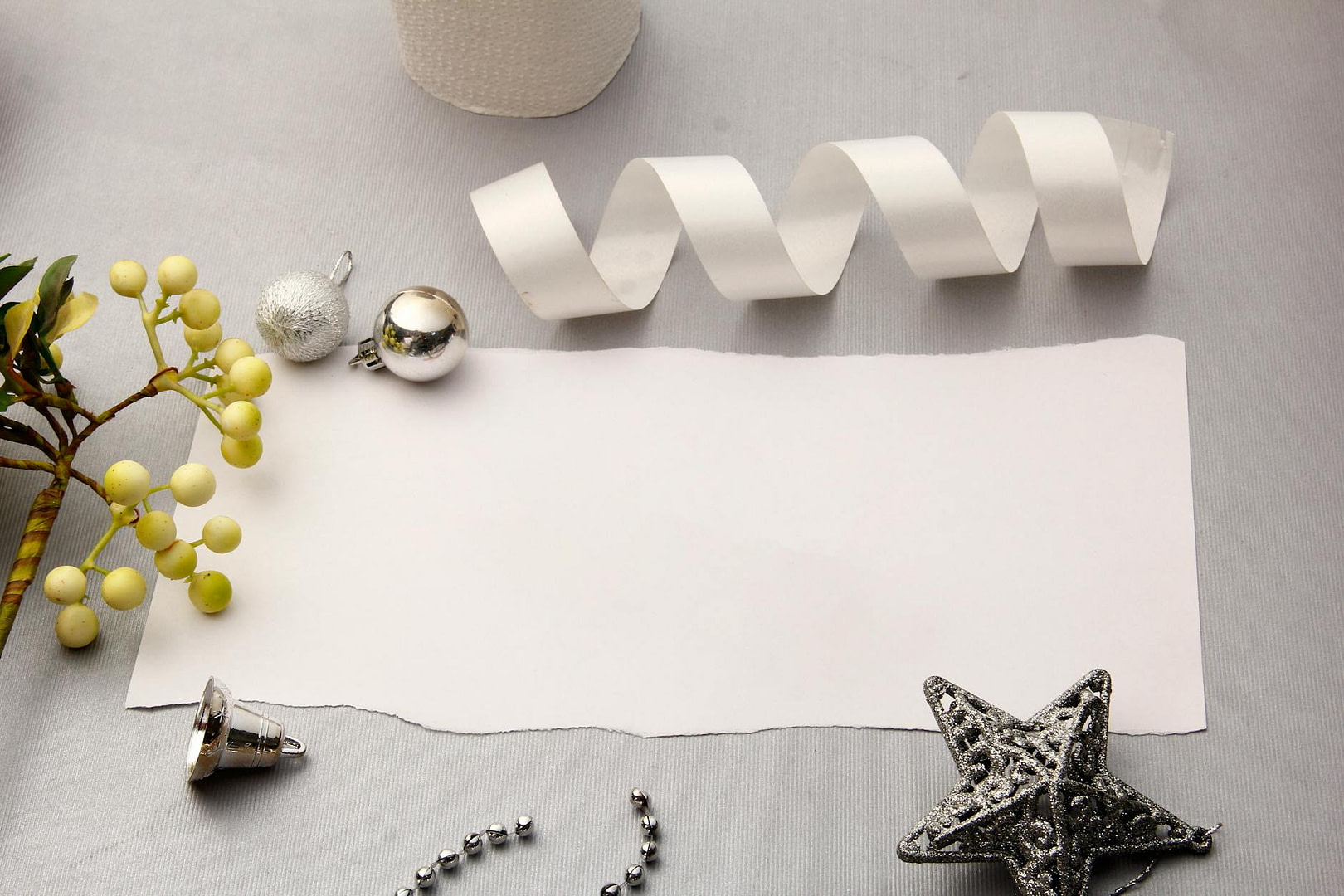silver and white beaded necklace