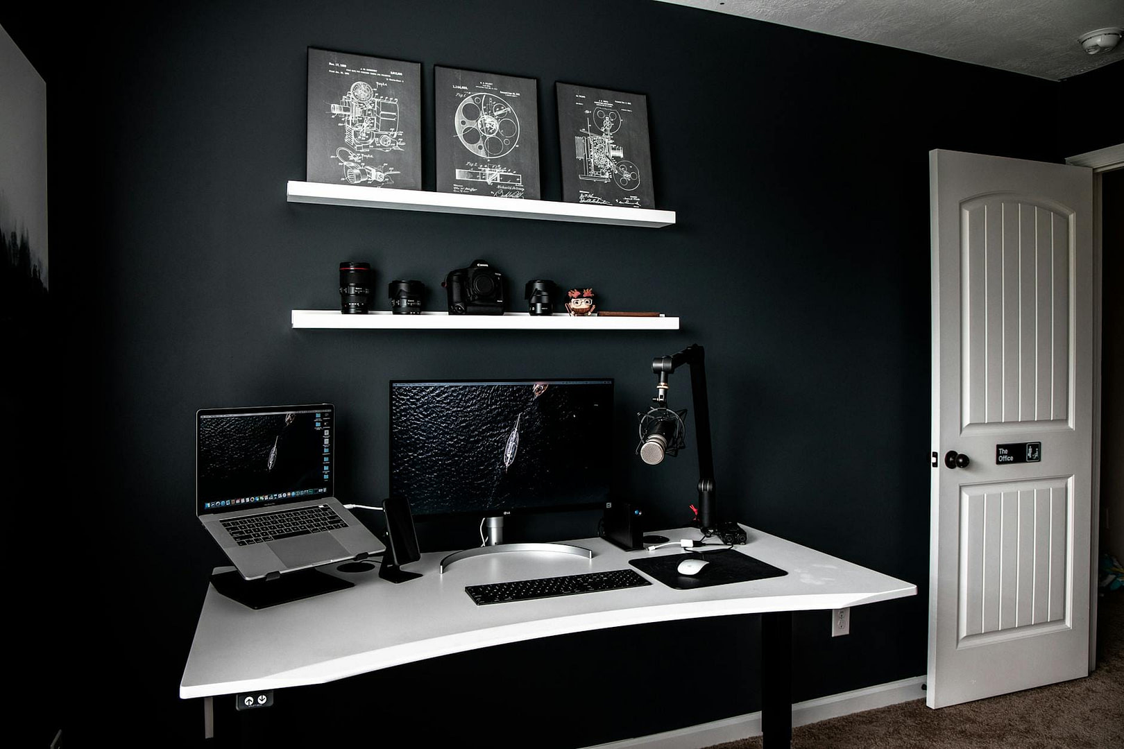 Consumer Psychology for Digital Products: The 8 Mental Levers That Turn Lookers Into BuyersAuto Draft 9 interior of room with contemporary style workplace at home