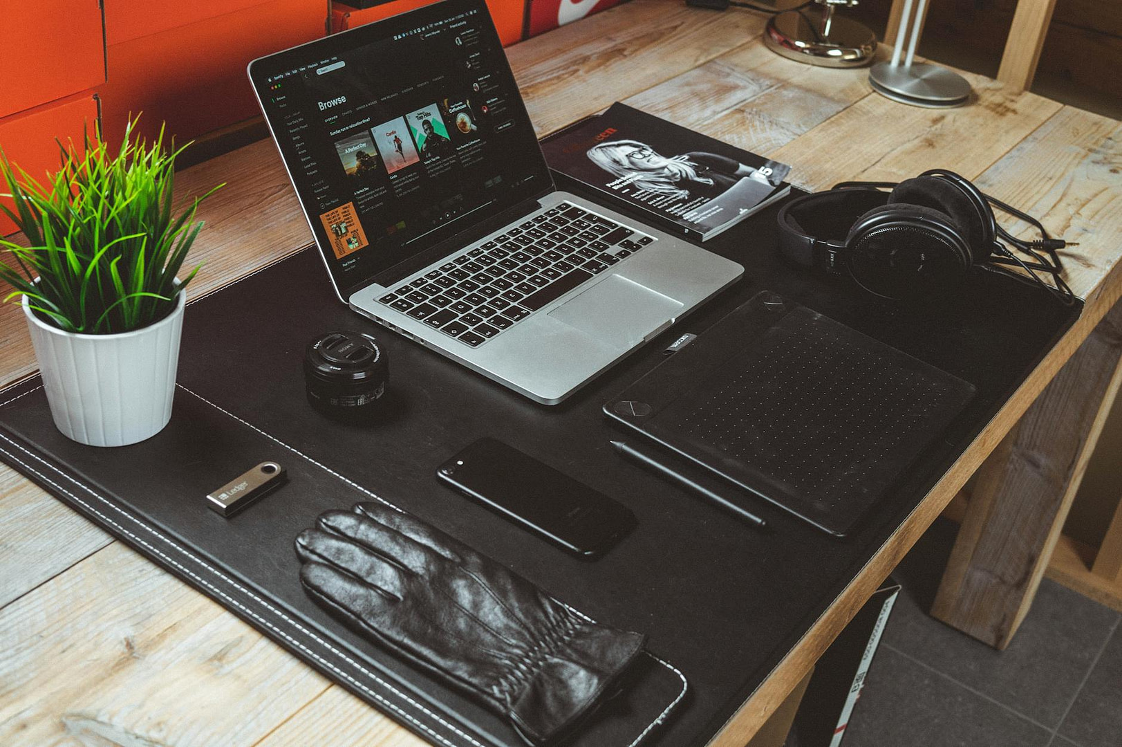 Digital Product Trends: How To Spot The Next Big Thing Before Everyone Else Floods In 20 Digital
