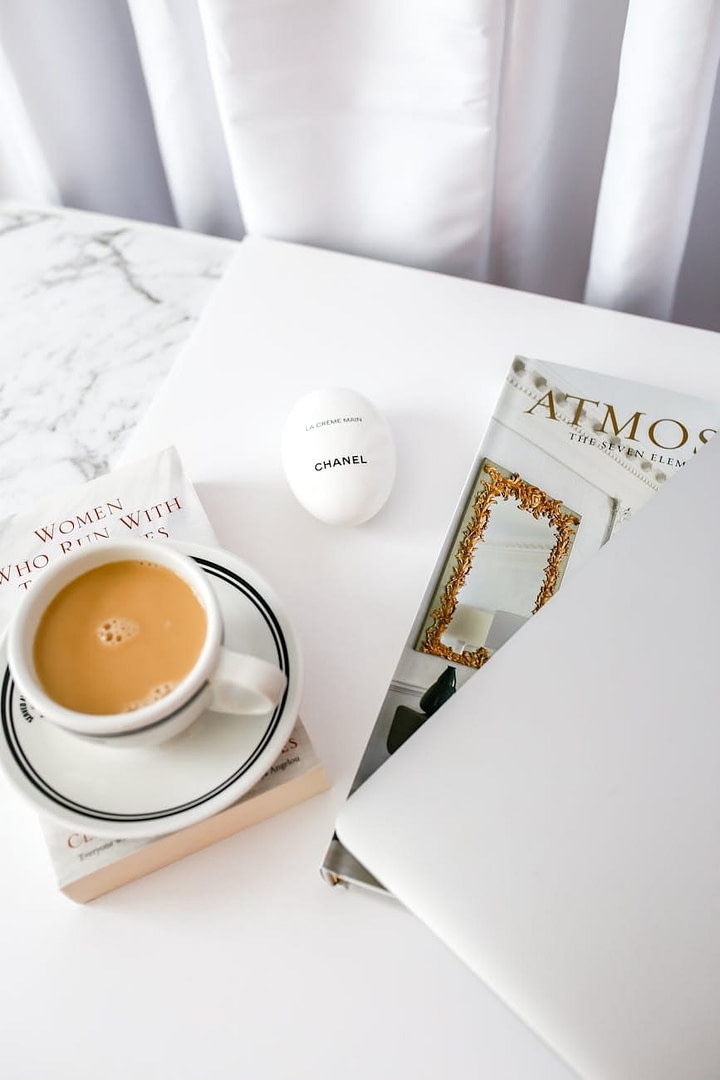 How to Succeed in Online Business: The 6-Phase Blueprint (When Working Harder Hasn’t Worked) 8 stylish flat lay with coffee and magazine
