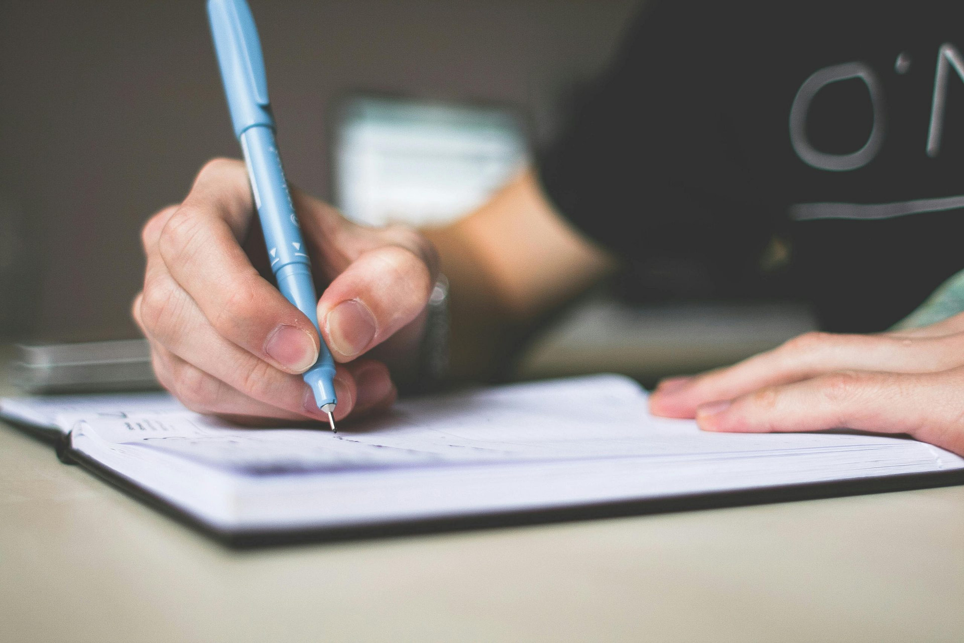 8 Common Mistakes to Avoid When Starting Your Blog (And How to Succeed!)