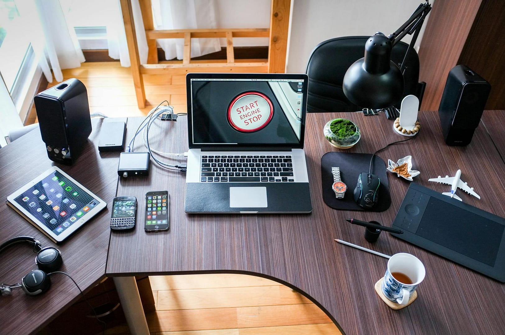 How to Start an Online Business for Beginners: Your Friendly Guide to Launch and Thrive