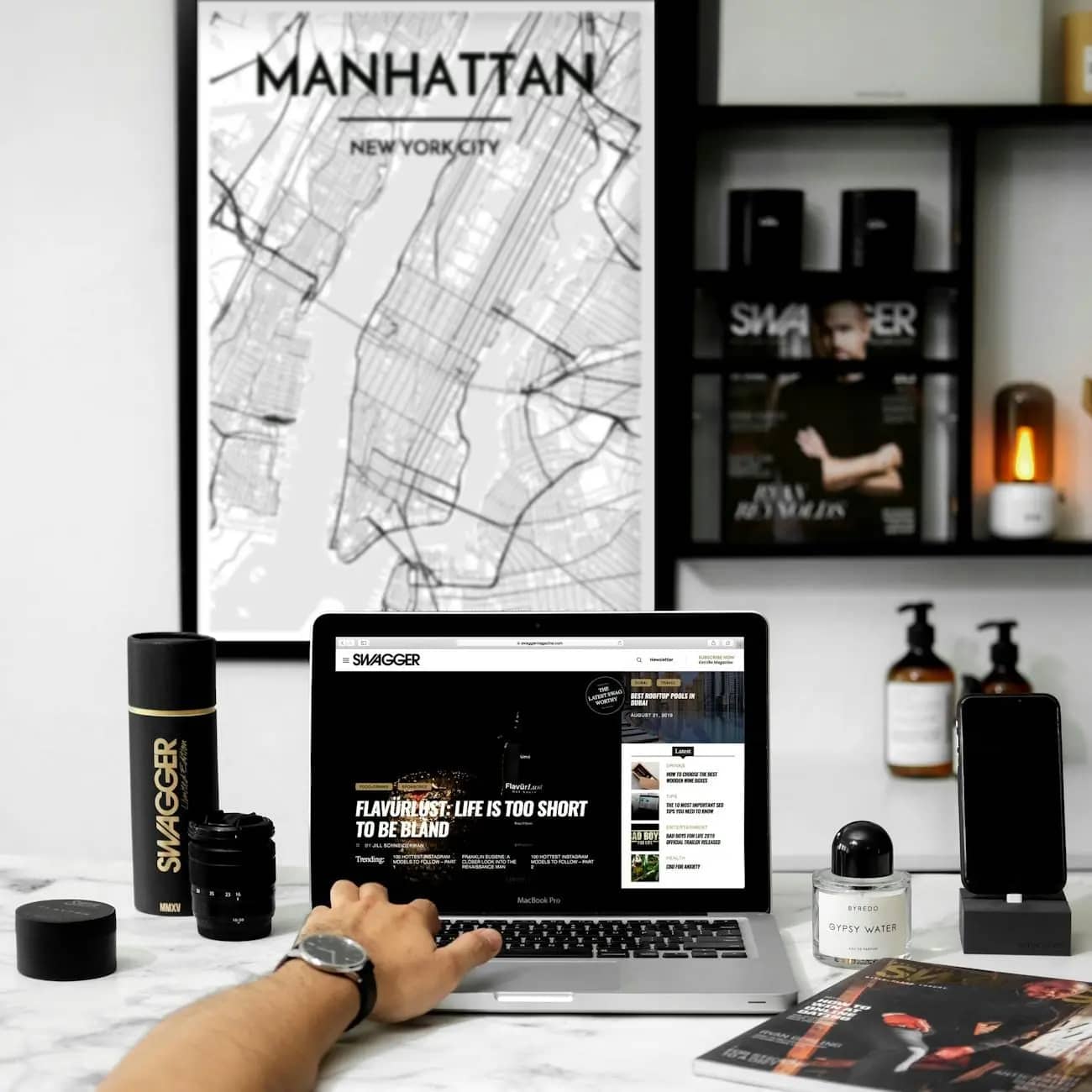 Master Marketing: Dominate, Skyrocket Growth, and Transform Followers into Loyal Evangelists